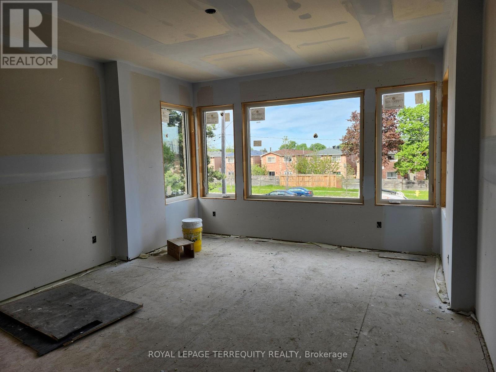 3372 Brimley Road, Toronto, Ontario  M1V 4X6 - Photo 8 - E13214596