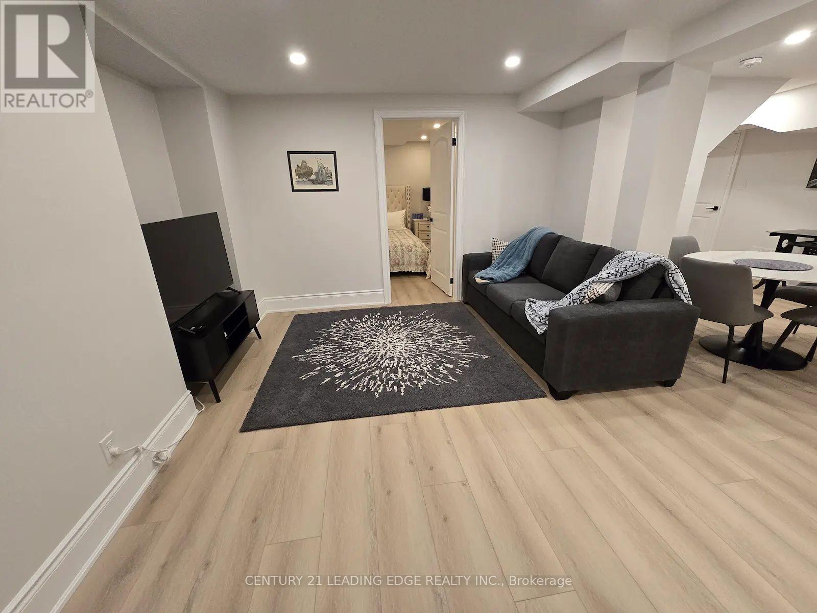 14 Porthclair Court, Toronto, Ontario  M1B 4X7 - Photo 10 - E13214702