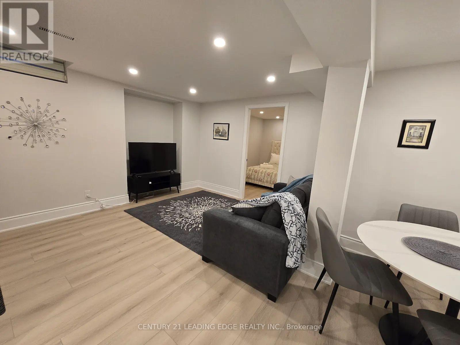 14 Porthclair Court, Toronto, Ontario  M1B 4X7 - Photo 13 - E13214702