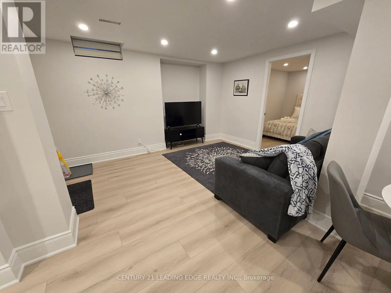 14 Porthclair Court, Toronto, Ontario  M1B 4X7 - Photo 14 - E13214702
