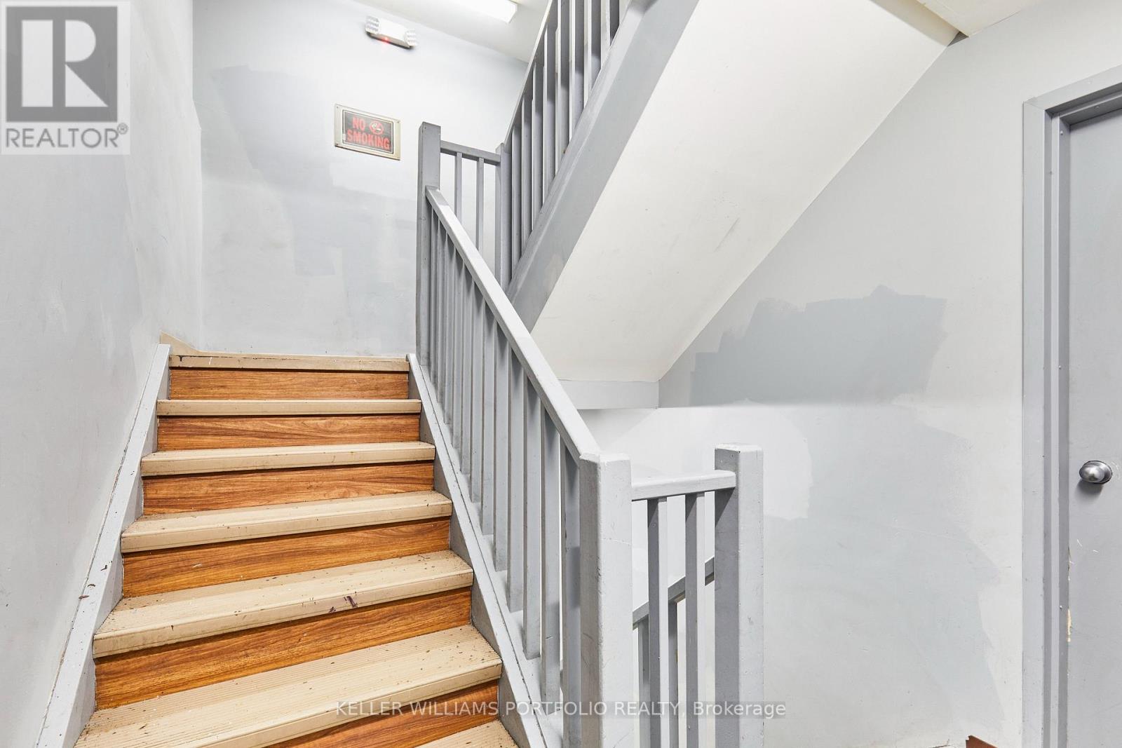 1395 Gerrard Street E, Toronto, Ontario  M4L 1Z3 - Photo 9 - E13214710