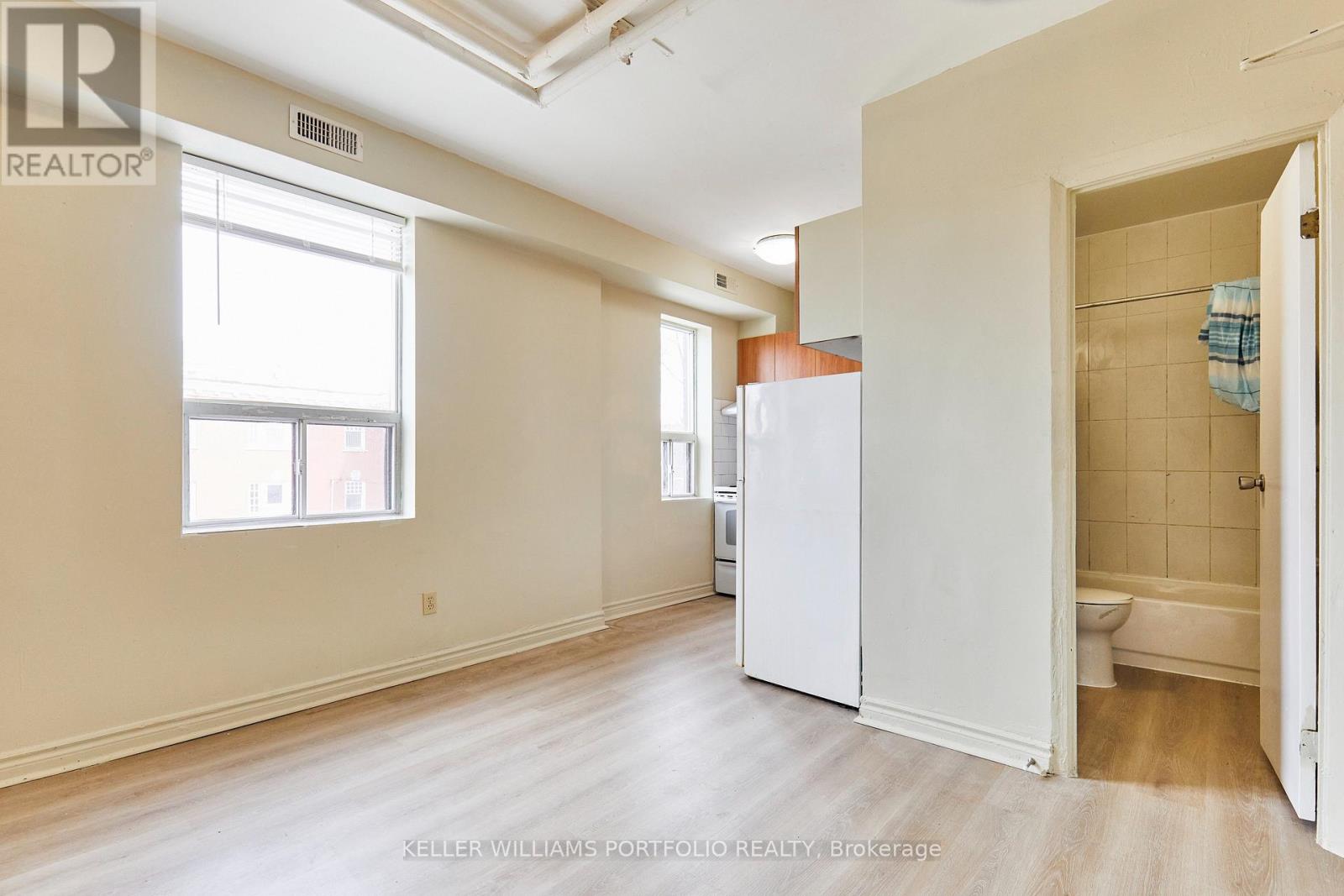 1395 Gerrard Street E, Toronto, Ontario  M4L 1Z3 - Photo 27 - E13214716