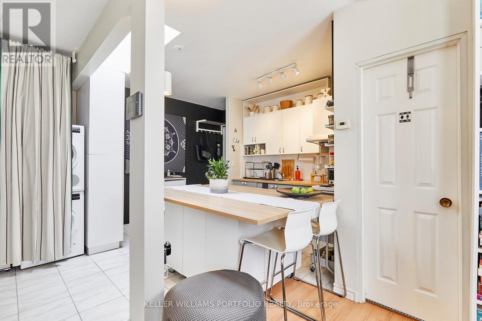 1395 Gerrard Street E, Toronto, Ontario  M4L 1Z3 - Photo 36 - E13214726
