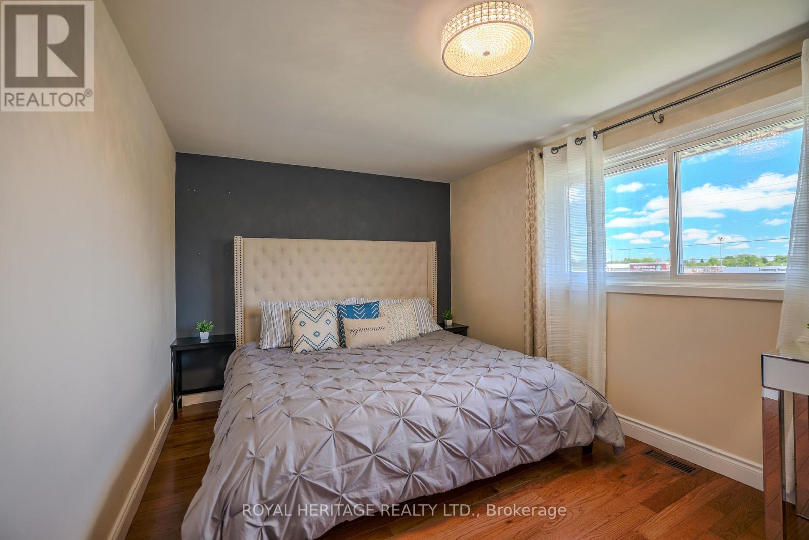 1092 Cedar Street, Oshawa, Ontario  L1J 3R9 - Photo 25 - E13214780