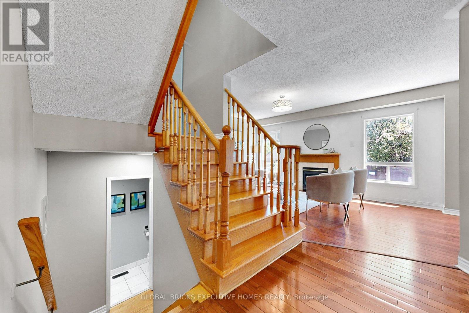 13 Howling Crescent, Ajax, Ontario  L1S 7N7 - Photo 12 - E13214804