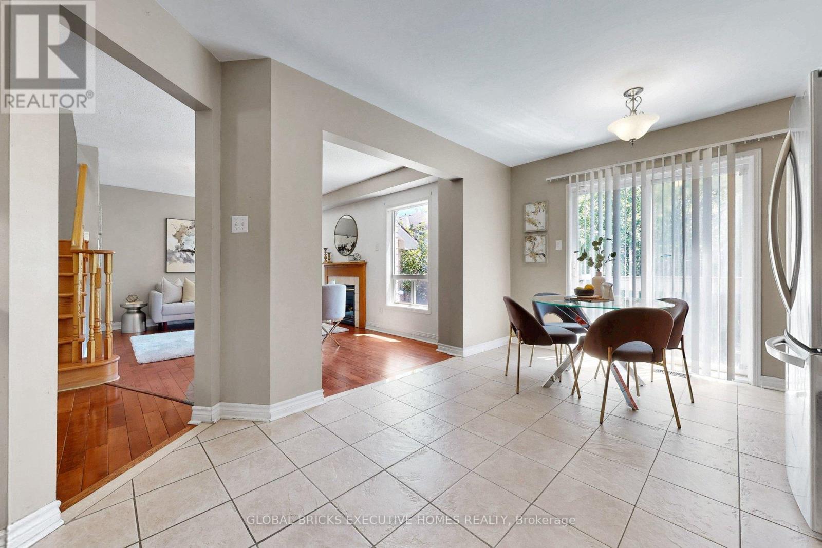 13 Howling Crescent, Ajax, Ontario  L1S 7N7 - Photo 19 - E13214804
