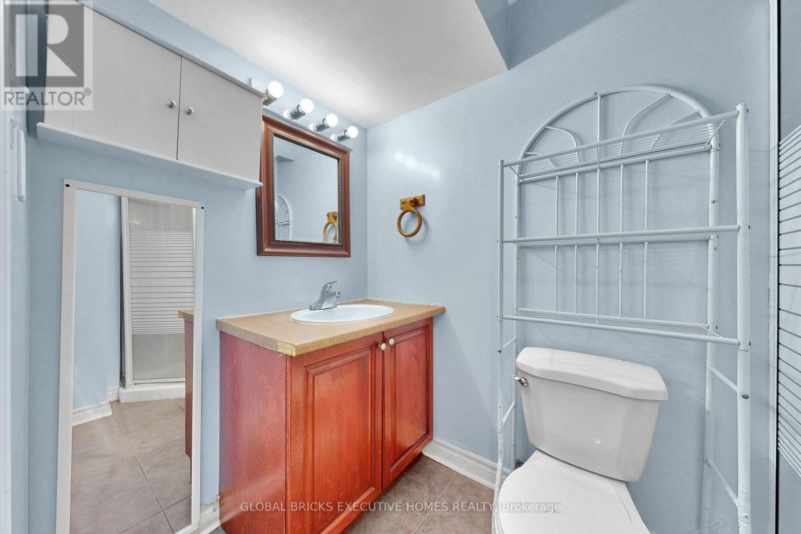 13 Howling Crescent, Ajax, Ontario  L1S 7N7 - Photo 43 - E13214804
