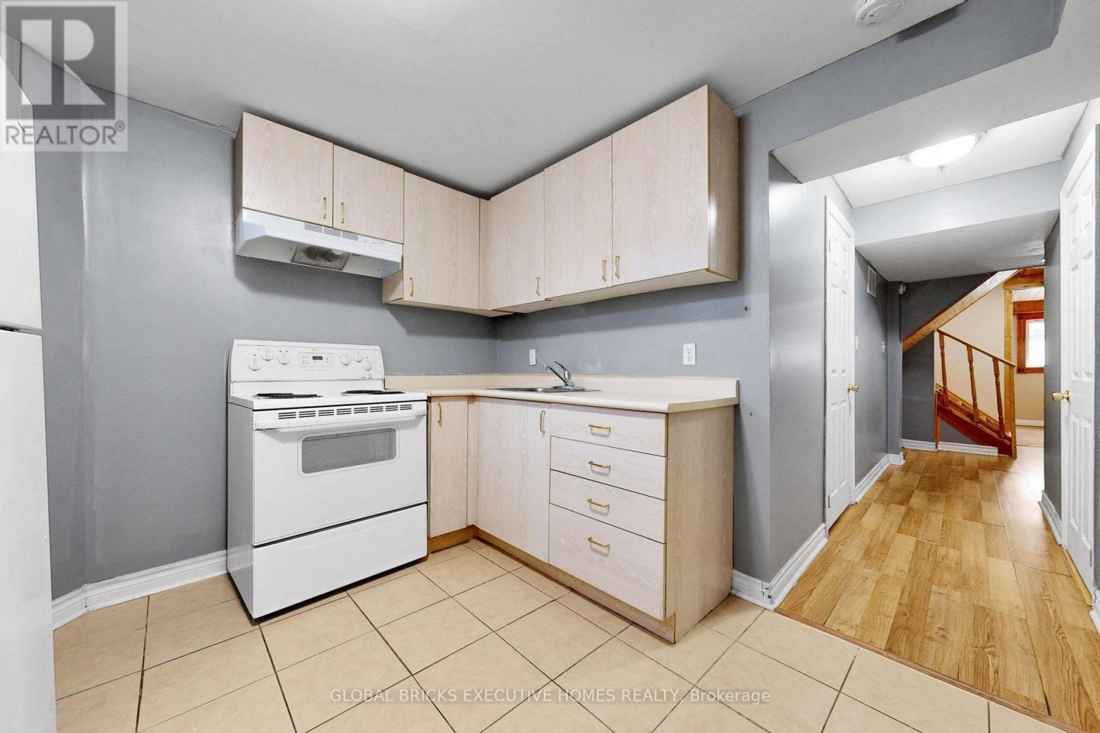 13 Howling Crescent, Ajax, Ontario  L1S 7N7 - Photo 44 - E13214804