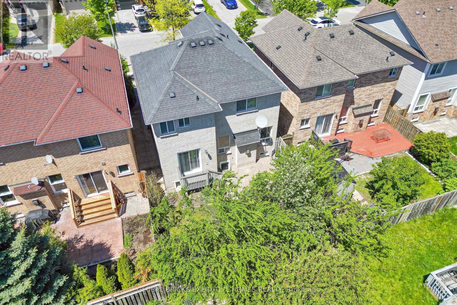 13 Howling Crescent, Ajax, Ontario  L1S 7N7 - Photo 49 - E13214804