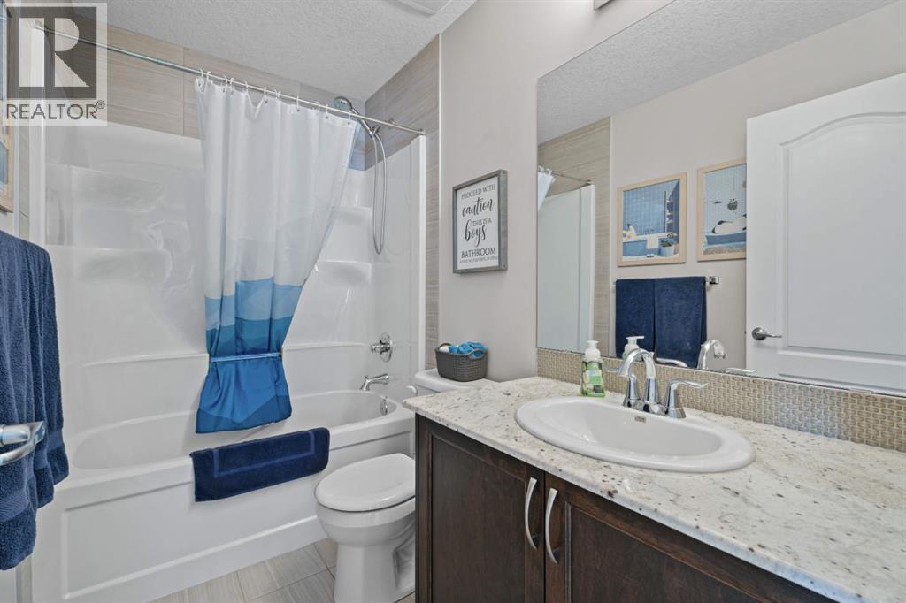 49 Kingsbridge Place Se, Airdrie, Alberta  T4A 0S4 - Photo 36 - A2306479