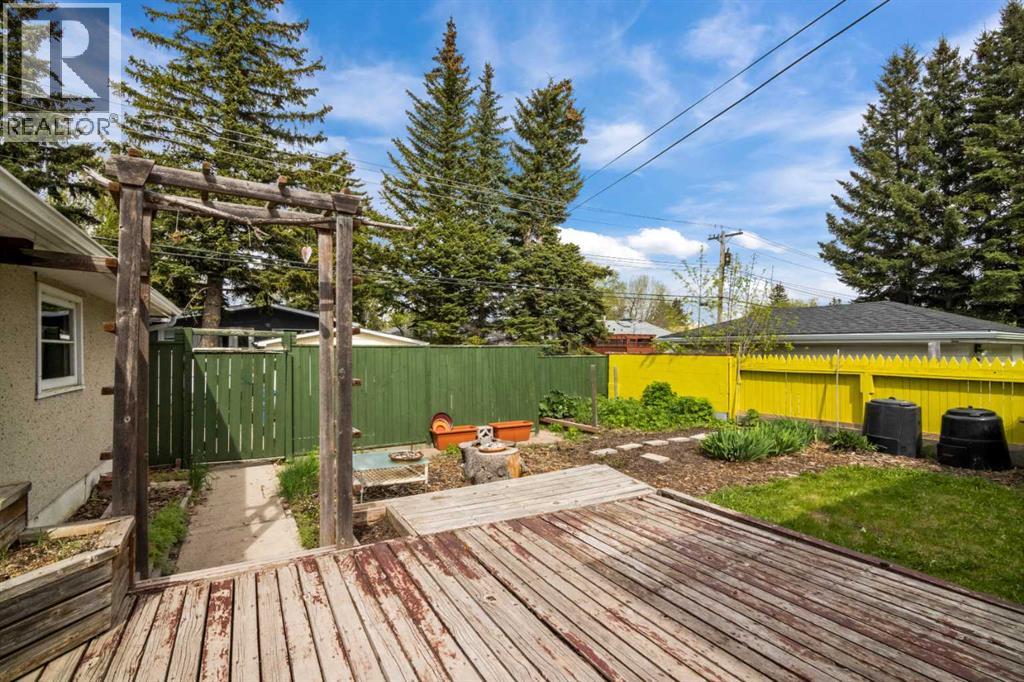 2716 Brecken Road Nw, Calgary, Alberta  T2L 1H3 - Photo 20 - A2314482