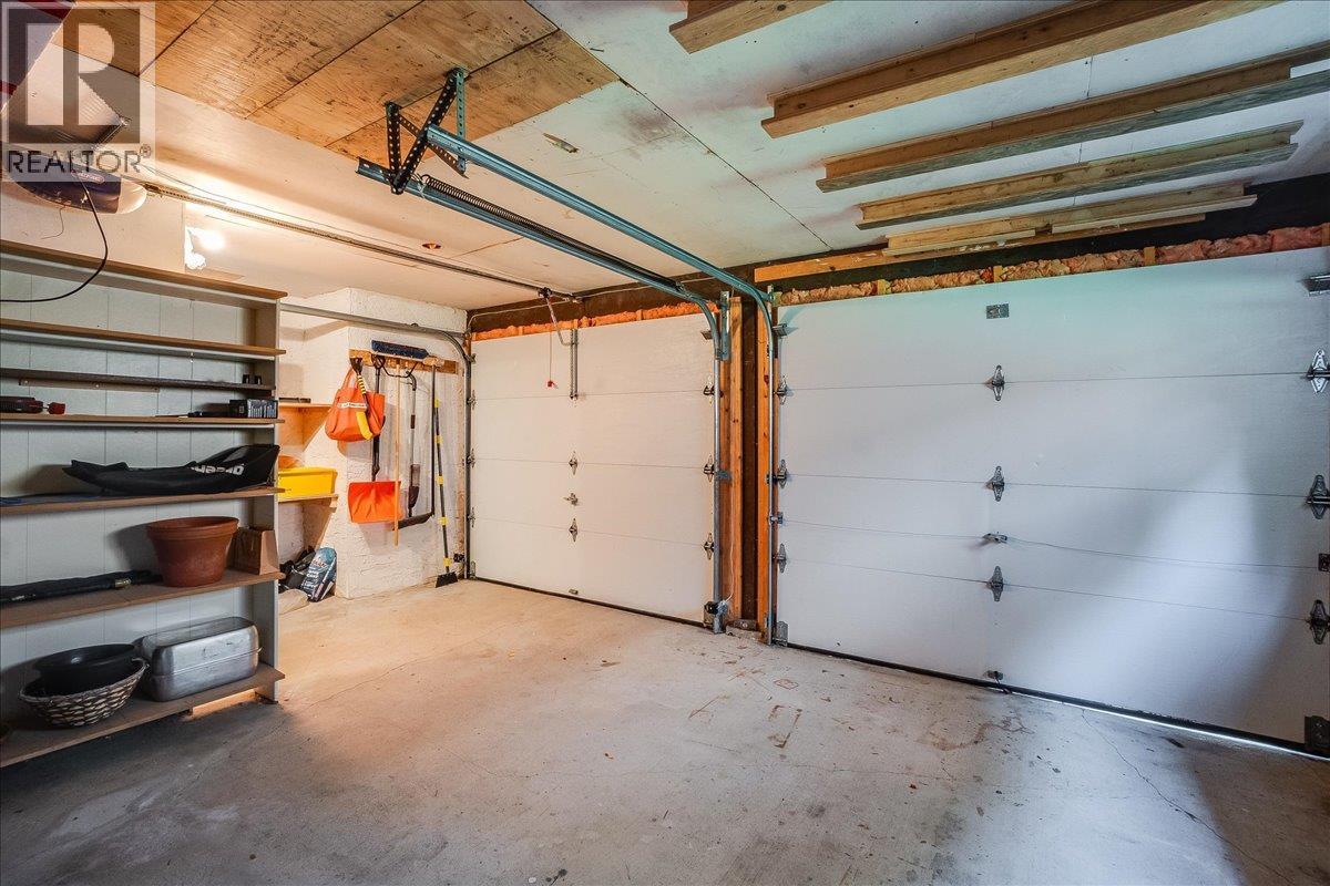 1001 Gilker Street, Nelson, British Columbia  V1L 5V3 - Photo 36 - 10389313