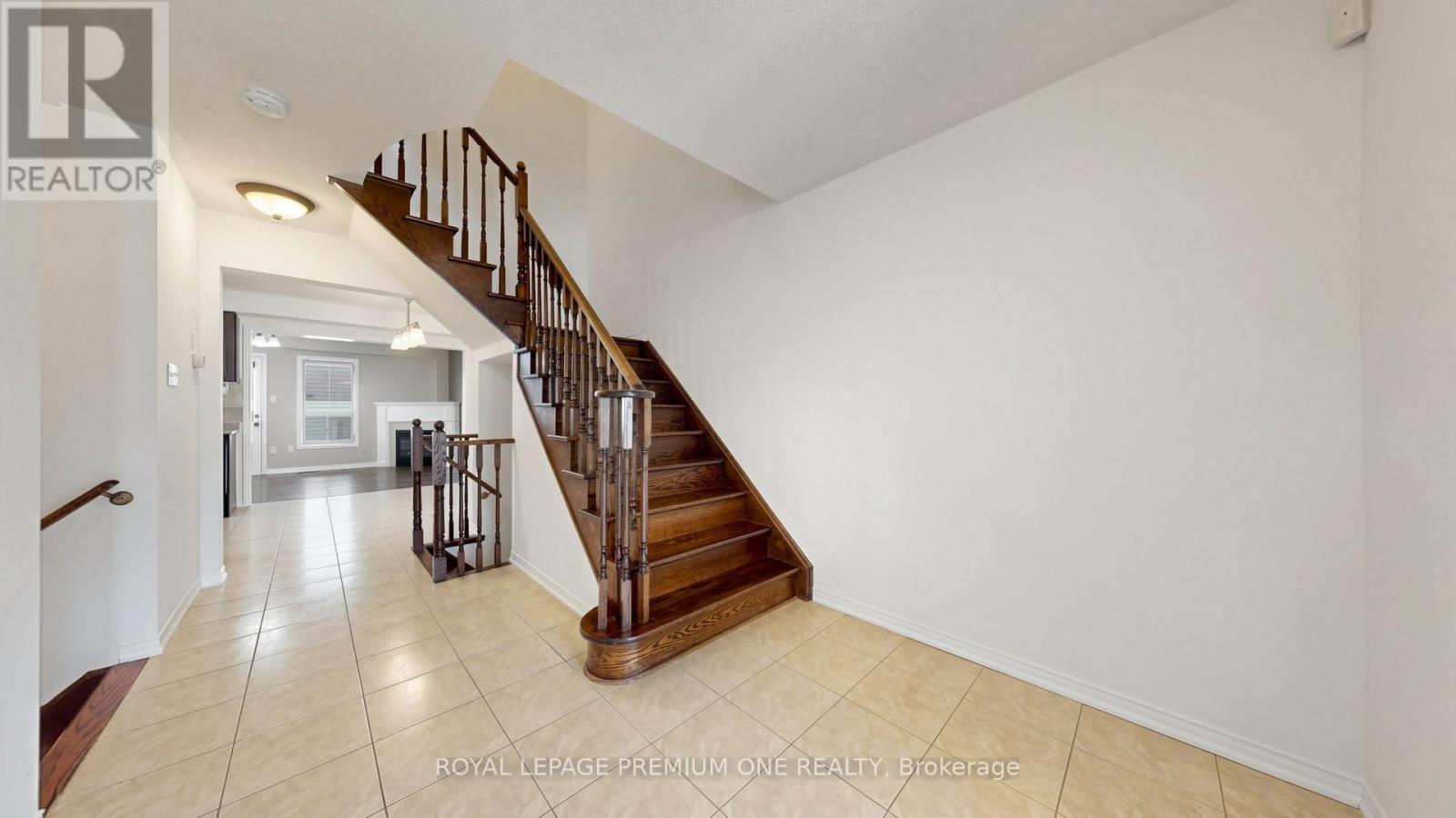 108 Argento Crescent, Vaughan, Ontario  L4H 0B6 - Photo 4 - N13214752