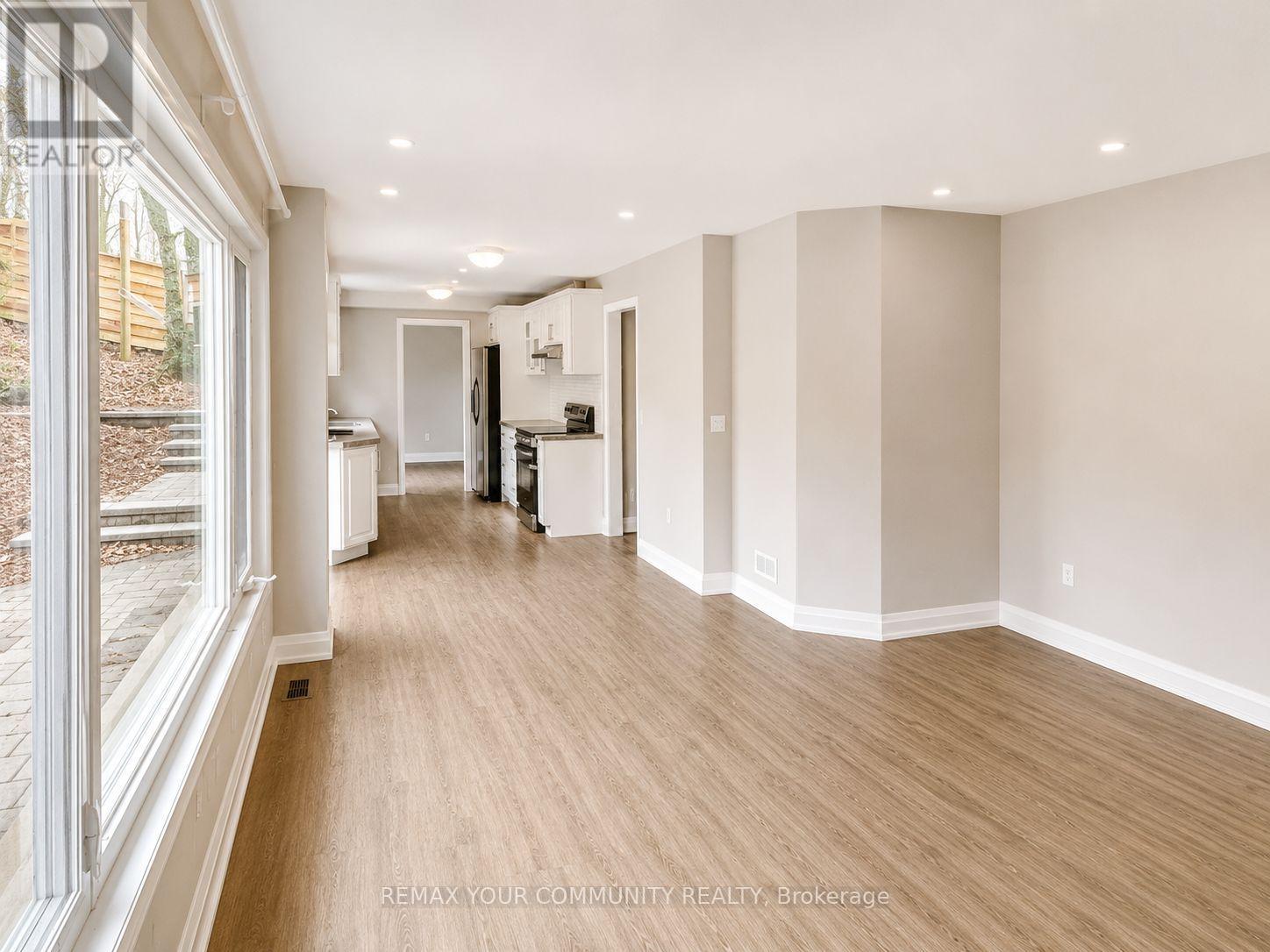 77 Beswick Drive, Newmarket, Ontario  L3Y 1E8 - Photo 10 - N13214786