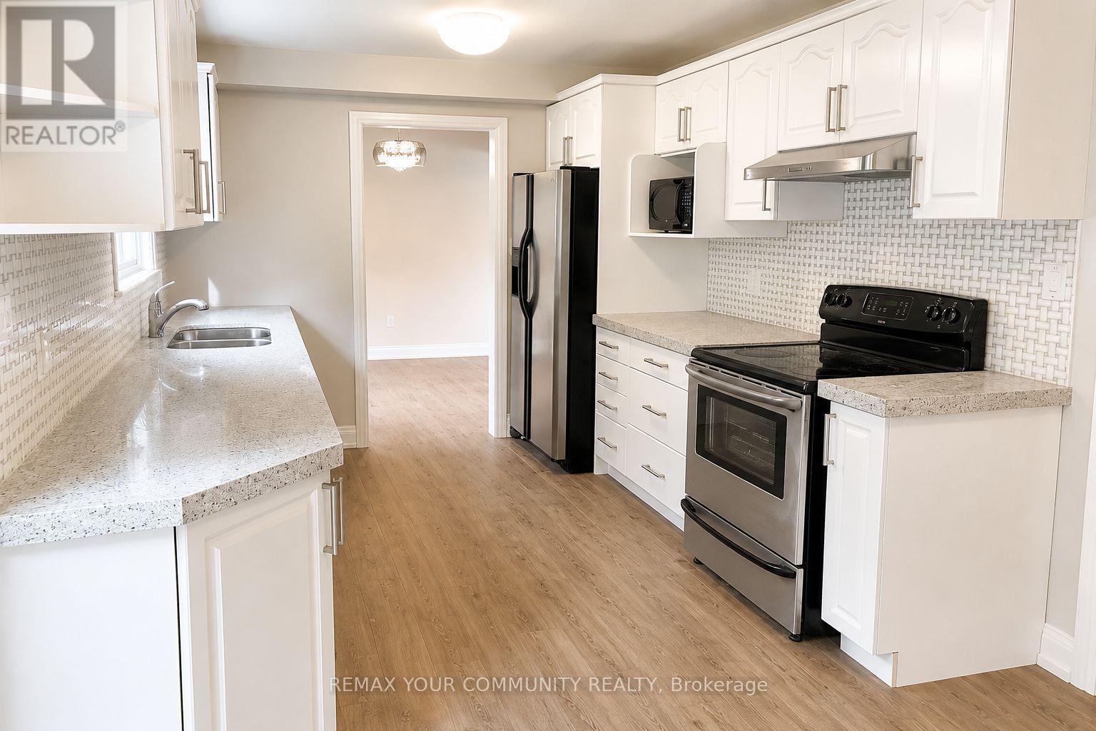 77 Beswick Drive, Newmarket, Ontario  L3Y 1E8 - Photo 9 - N13214786