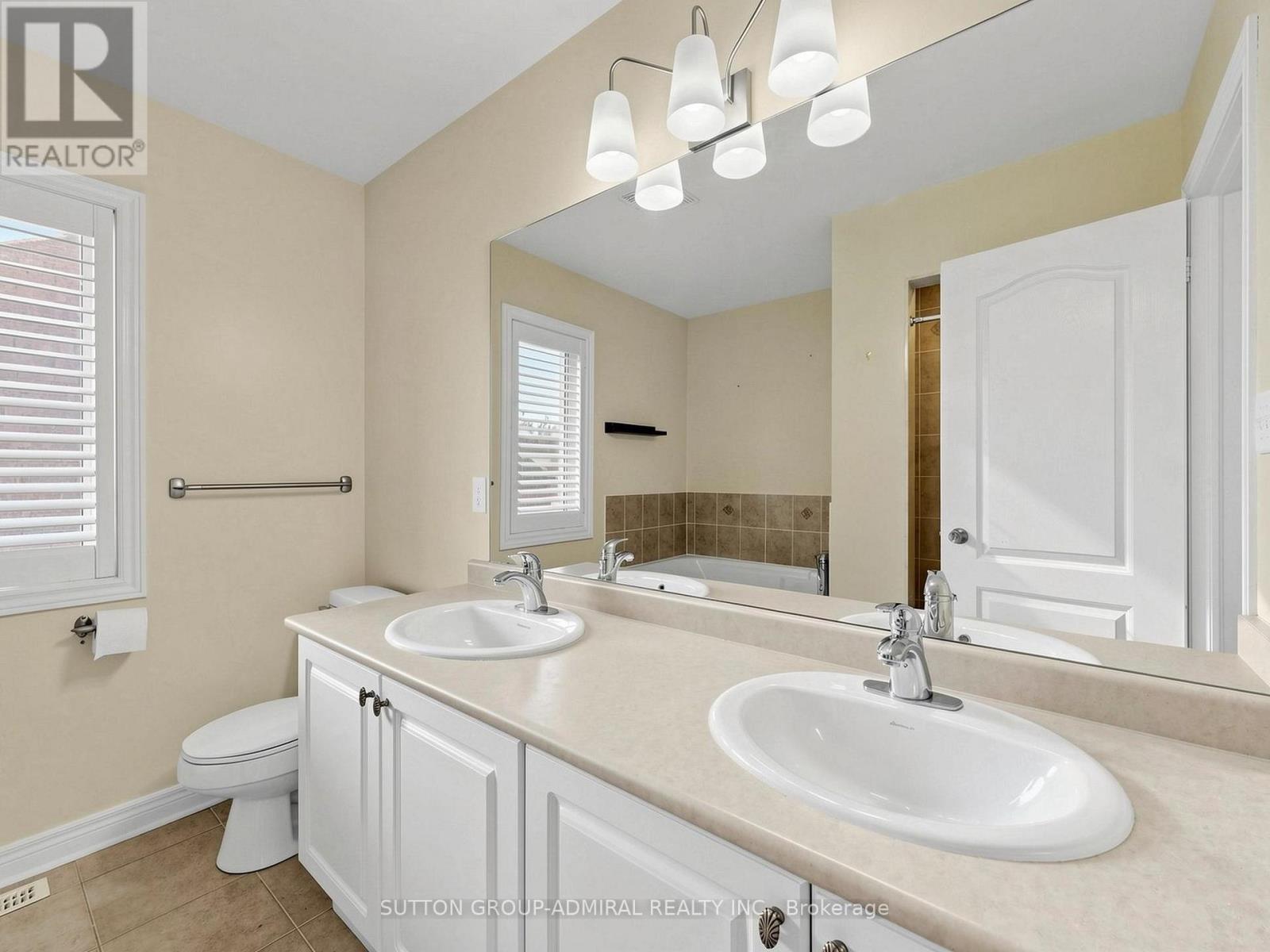 84 Westolivia Trail, Vaughan (Patterson), Ontario  L4J 0C2 - Photo 25 - N13214834