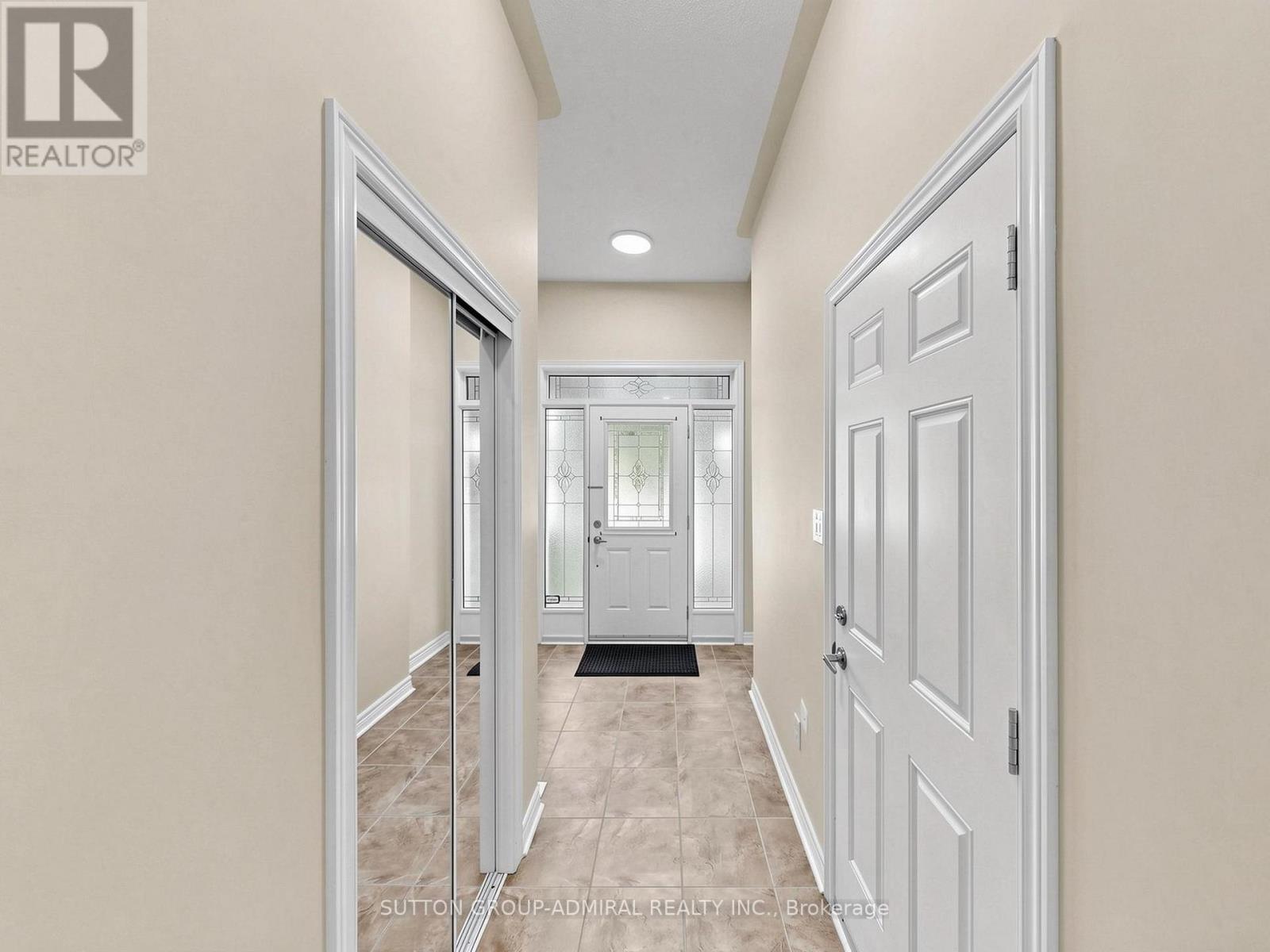 84 Westolivia Trail, Vaughan (Patterson), Ontario  L4J 0C2 - Photo 4 - N13214834