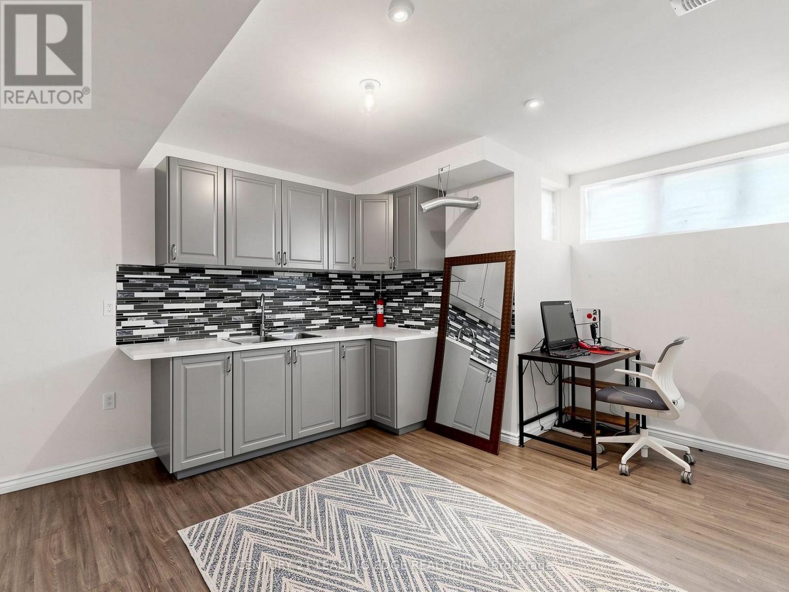 6 Kellington Trail S, Whitchurch-Stouffville, Ontario  L4A 7X3 - Photo 44 - N13214856