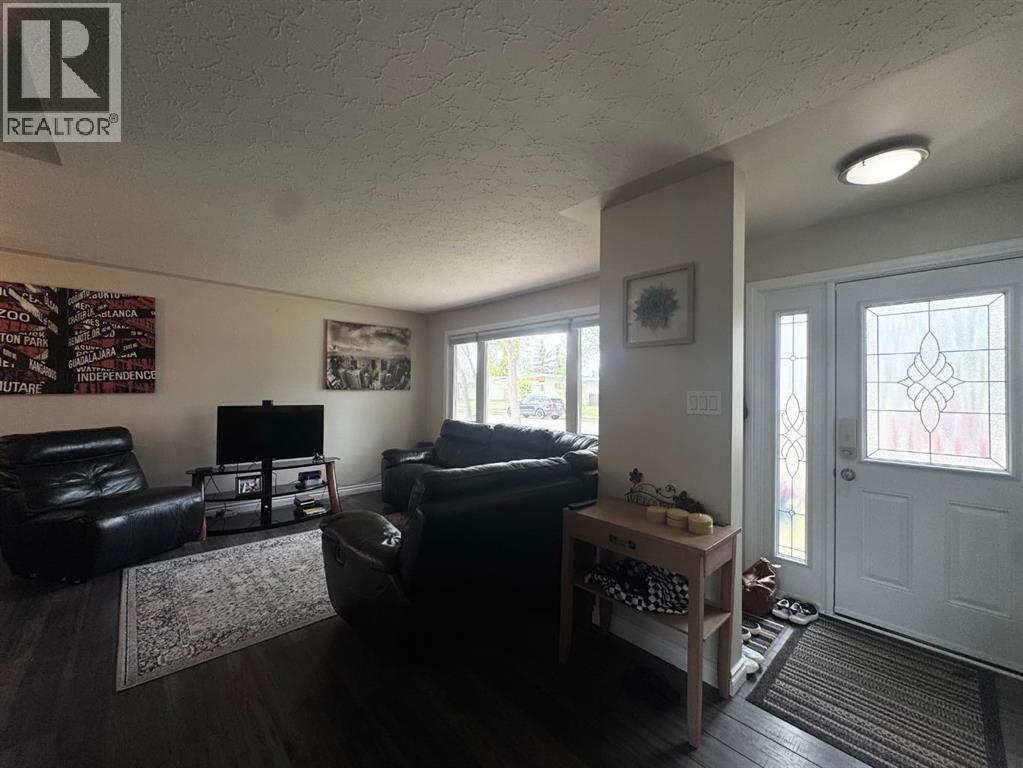4617 61 Street, Camrose, Alberta  T4V 2H8 - Photo 15 - A2315016