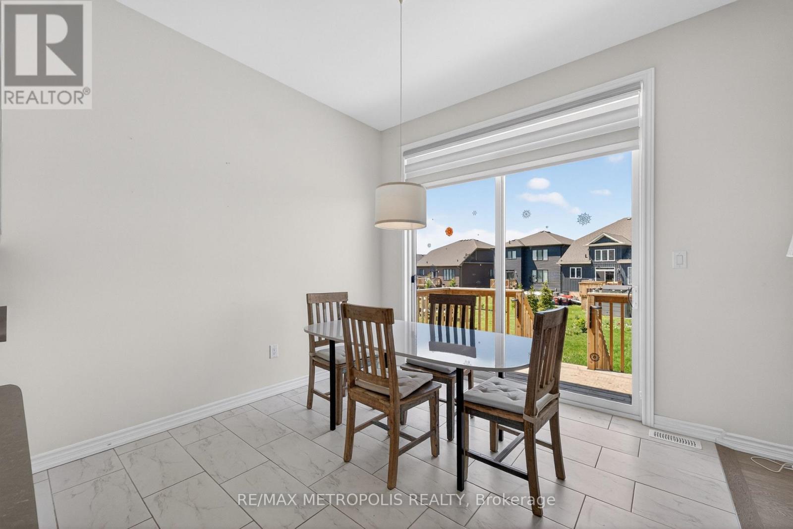 298 Ramblewood Drive, Wasaga Beach, Ontario  L9Z 2B2 - Photo 20 - S13214636