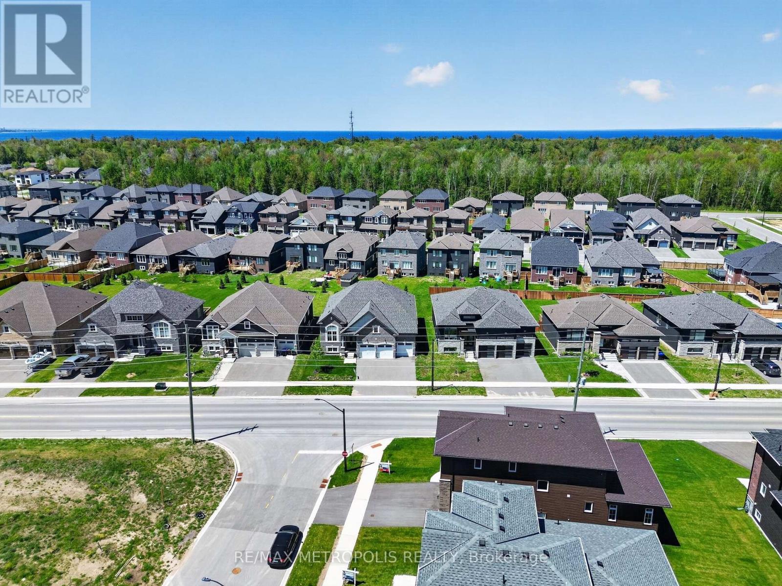 298 Ramblewood Drive, Wasaga Beach, Ontario  L9Z 2B2 - Photo 40 - S13214636