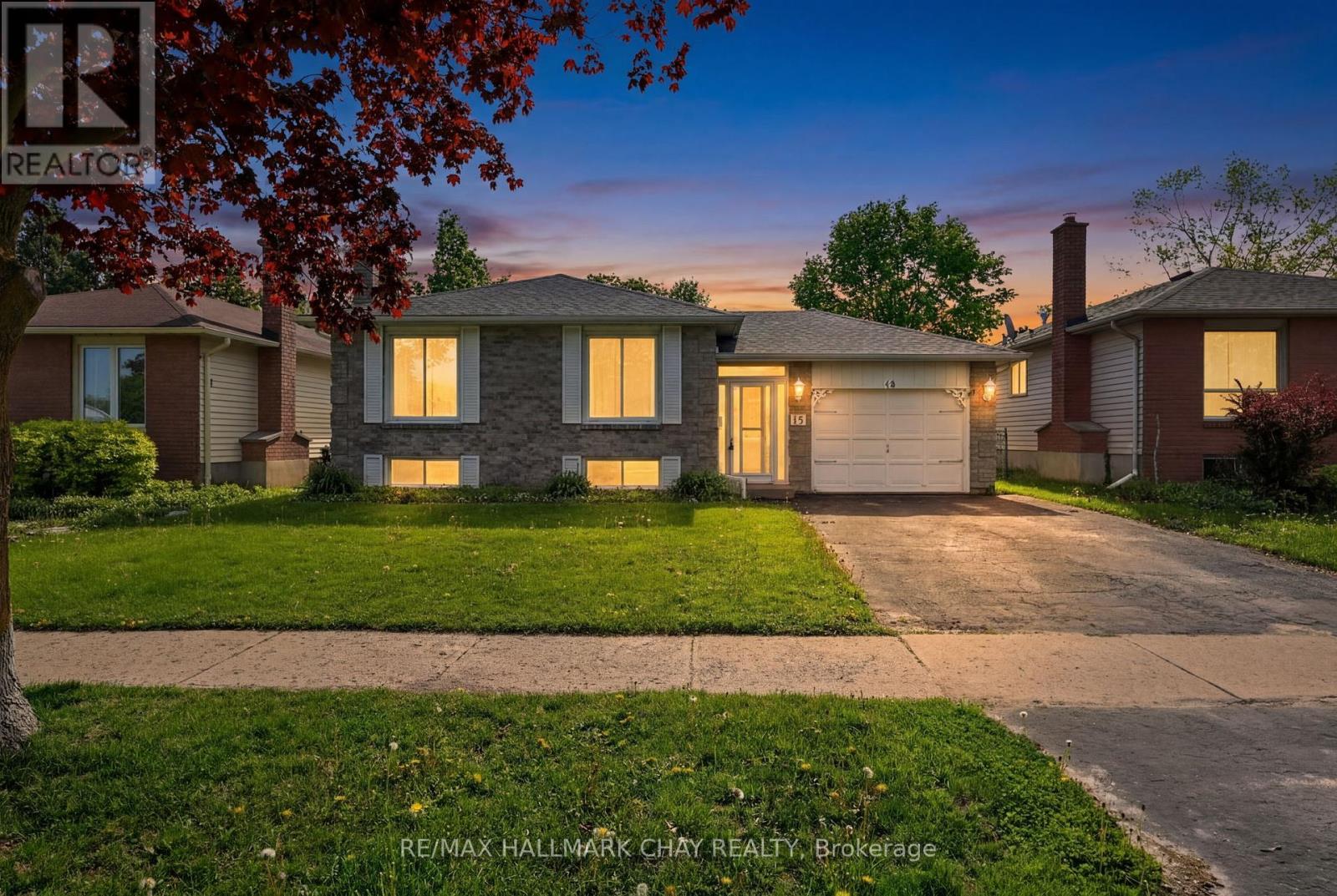 13 Bronte Crescent, Barrie (Letitia Heights), Ontario  L4N 5B8 - Photo 2 - S13214684