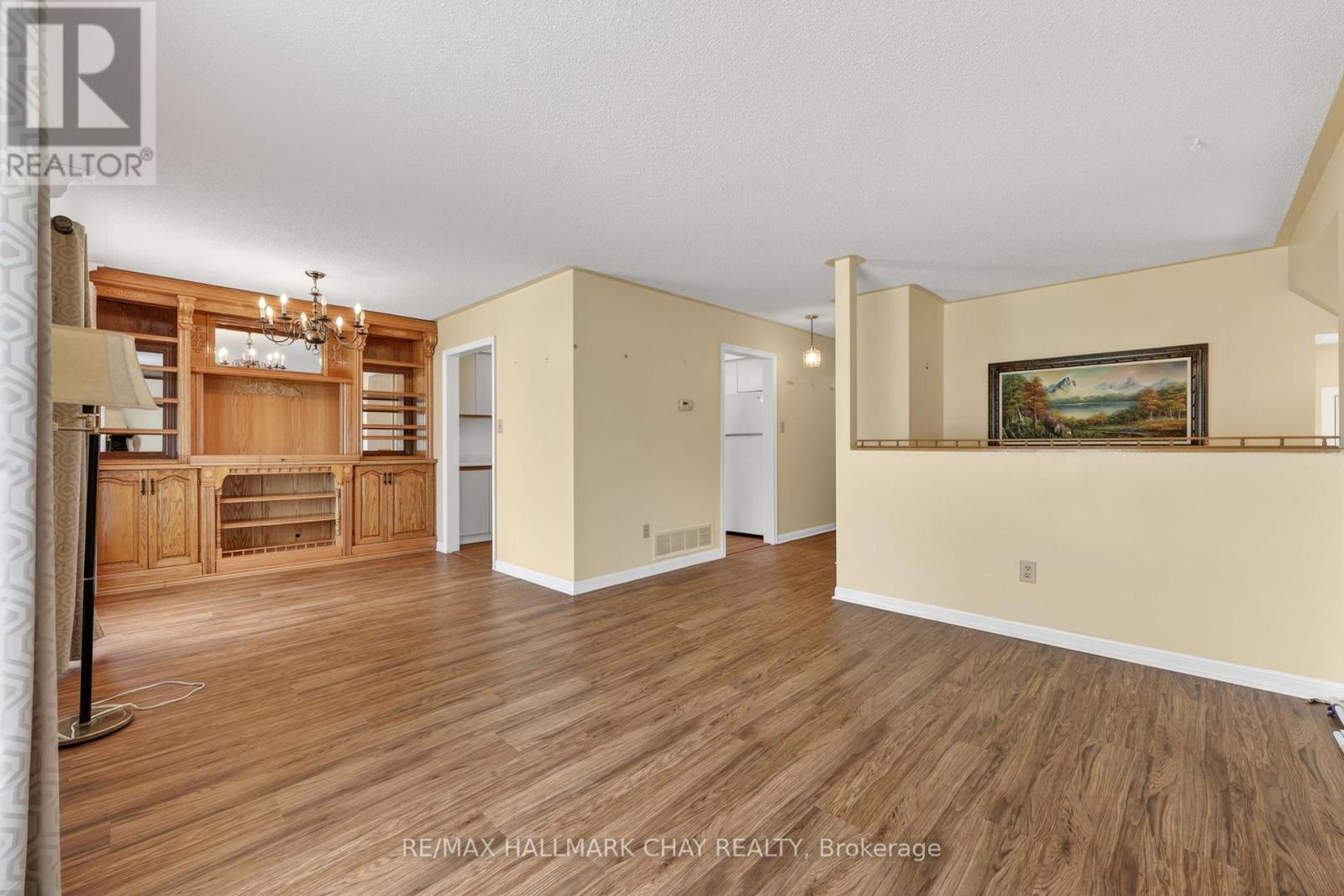 13 Bronte Crescent, Barrie (Letitia Heights), Ontario  L4N 5B8 - Photo 22 - S13214684