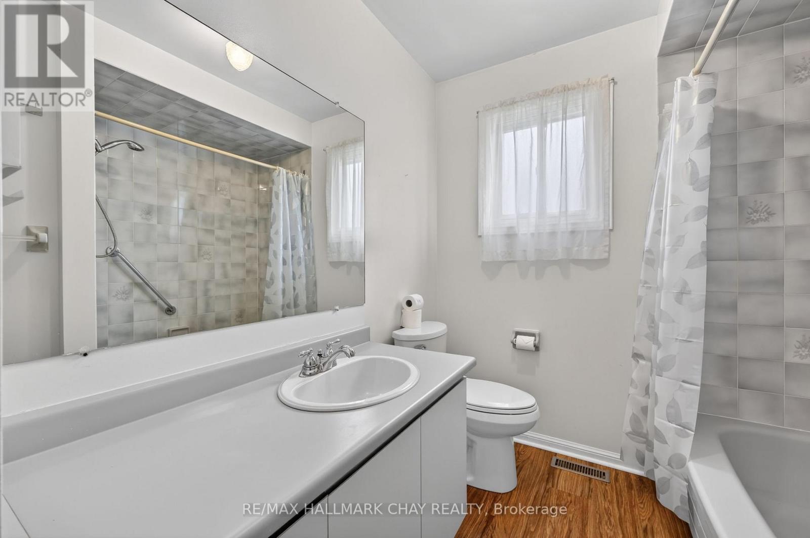 13 Bronte Crescent, Barrie (Letitia Heights), Ontario  L4N 5B8 - Photo 27 - S13214684