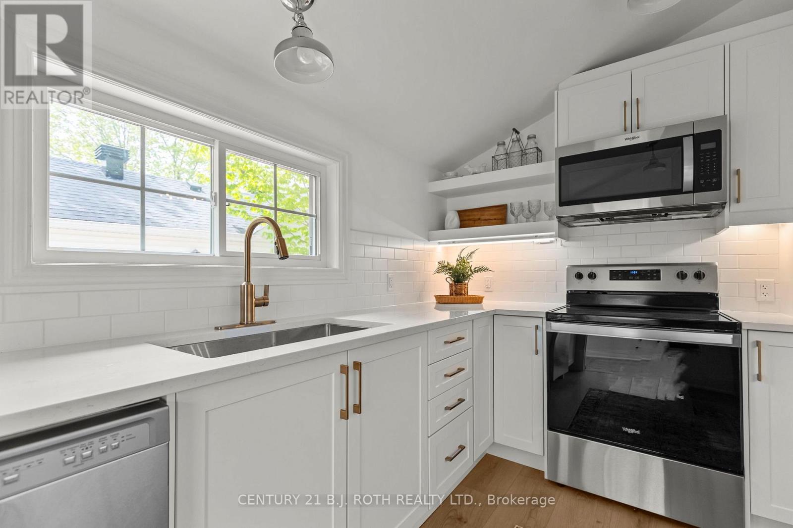13 Nelson Square E, Barrie (North Shore), Ontario  L4M 4J6 - Photo 27 - S13214880