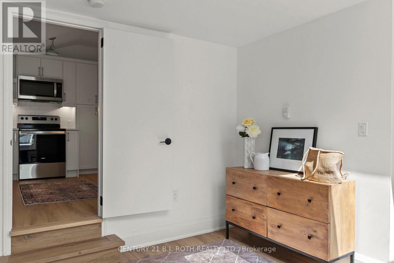 13 Nelson Square E, Barrie (North Shore), Ontario  L4M 4J6 - Photo 34 - S13214880