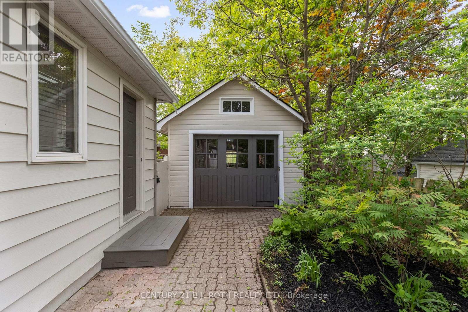 13 Nelson Square E, Barrie (North Shore), Ontario  L4M 4J6 - Photo 44 - S13214880