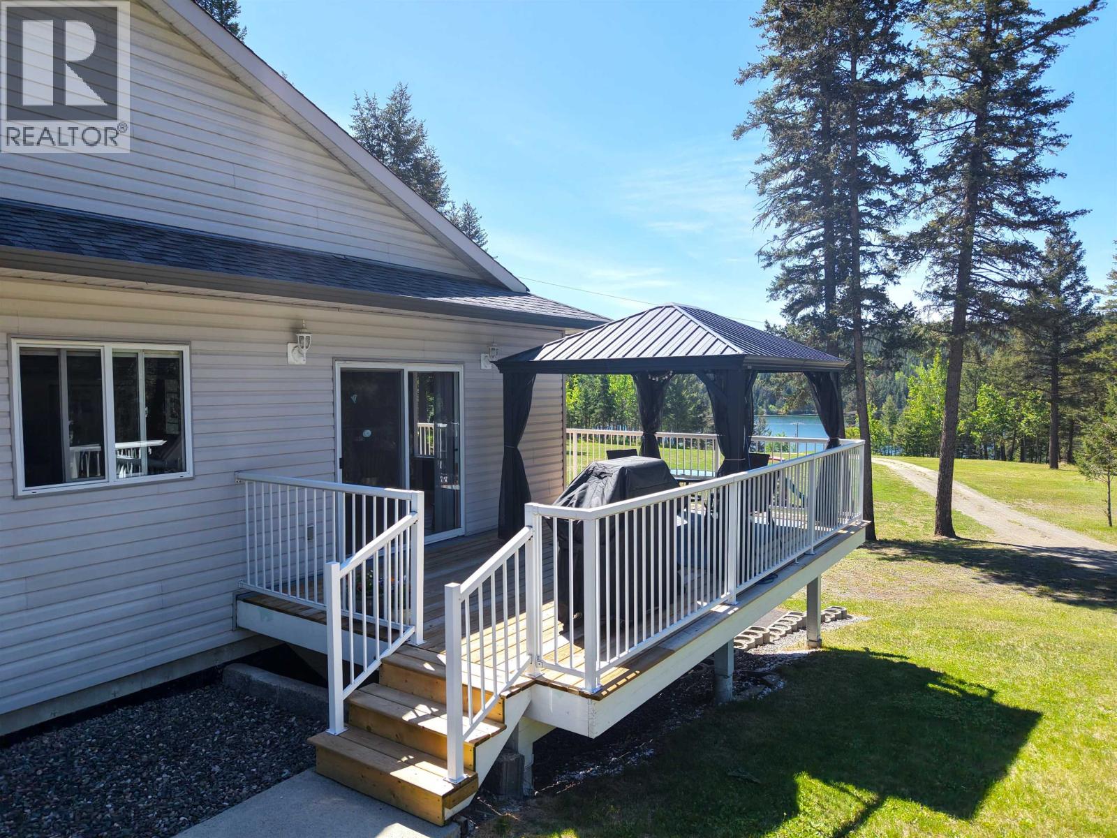 3629 S Cariboo 97 Highway, Lac La Hache, British Columbia  V0K 1T1 - Photo 10 - R3091761