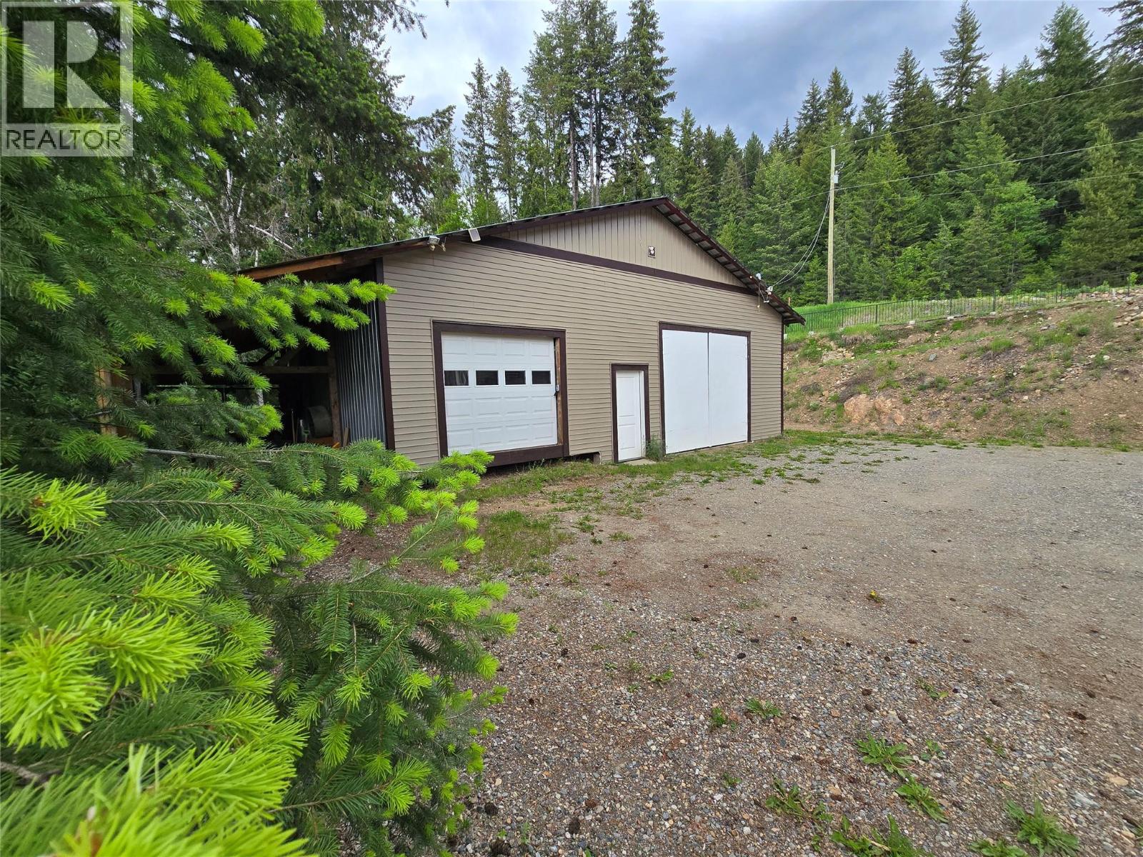 565 Clearwater Valley Road, Clearwater, British Columbia  V0E 1N1 - Photo 57 - 10375577