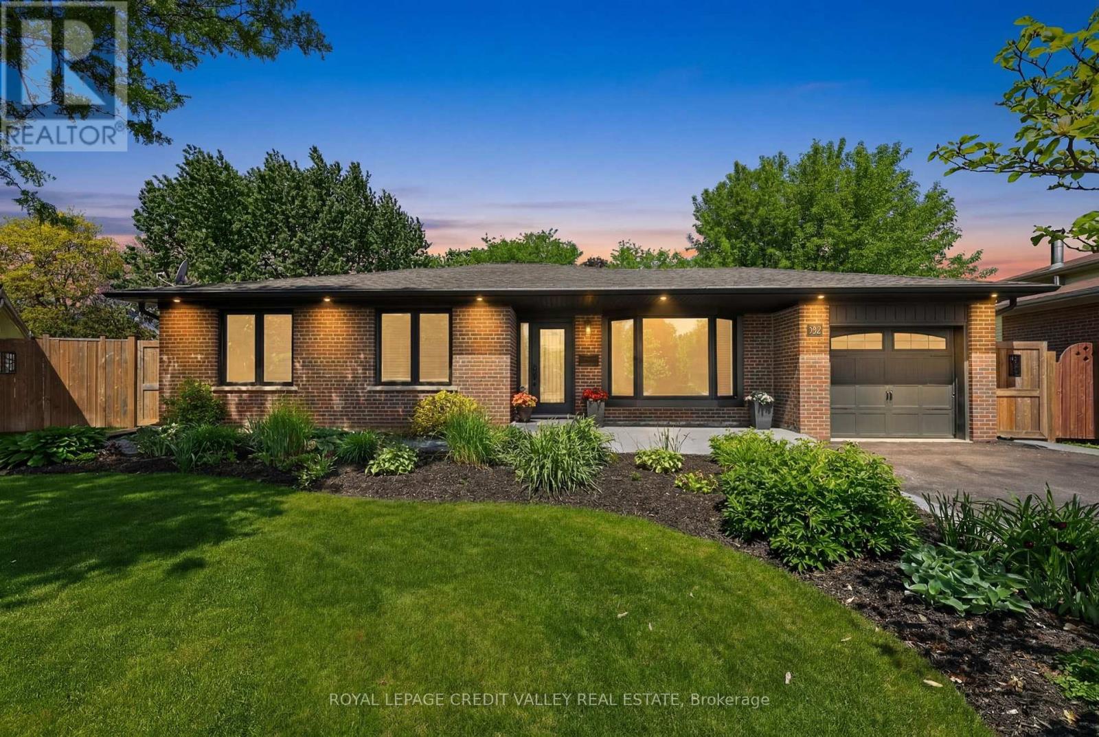 52 TERRA COTTA CRESCENT, Brampton, Ontario
