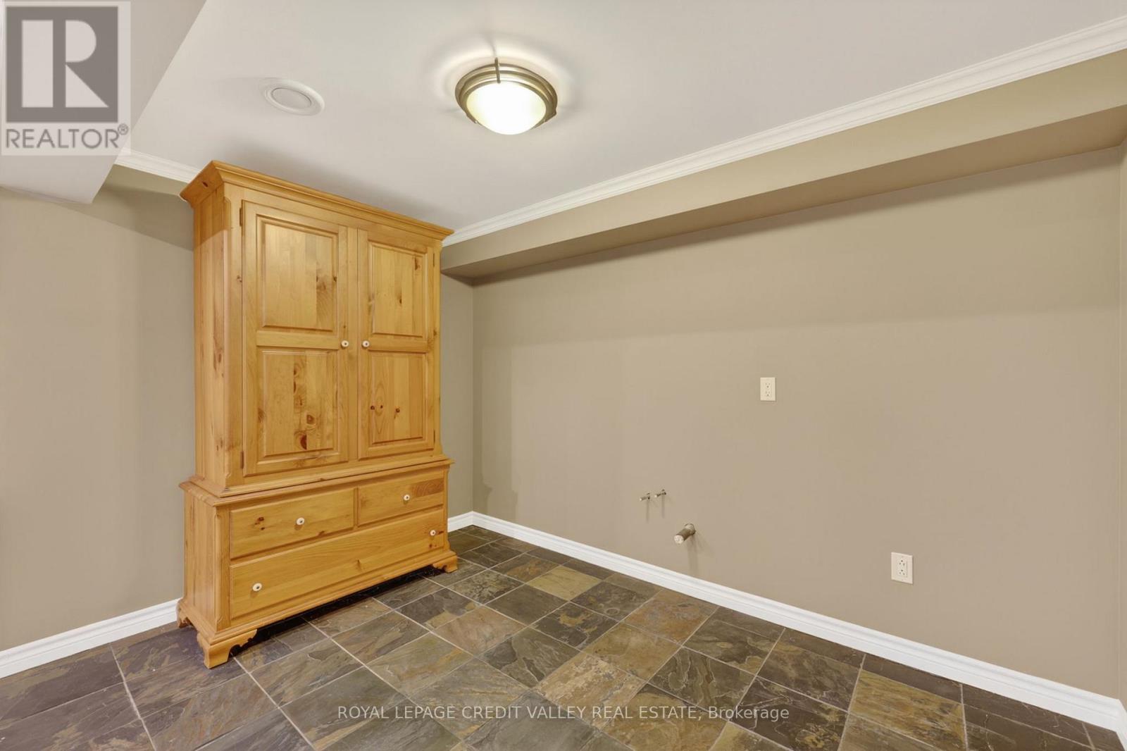 52 Terra Cotta Crescent, Brampton, Ontario  L6W 1C1 - Photo 33 - W13214612