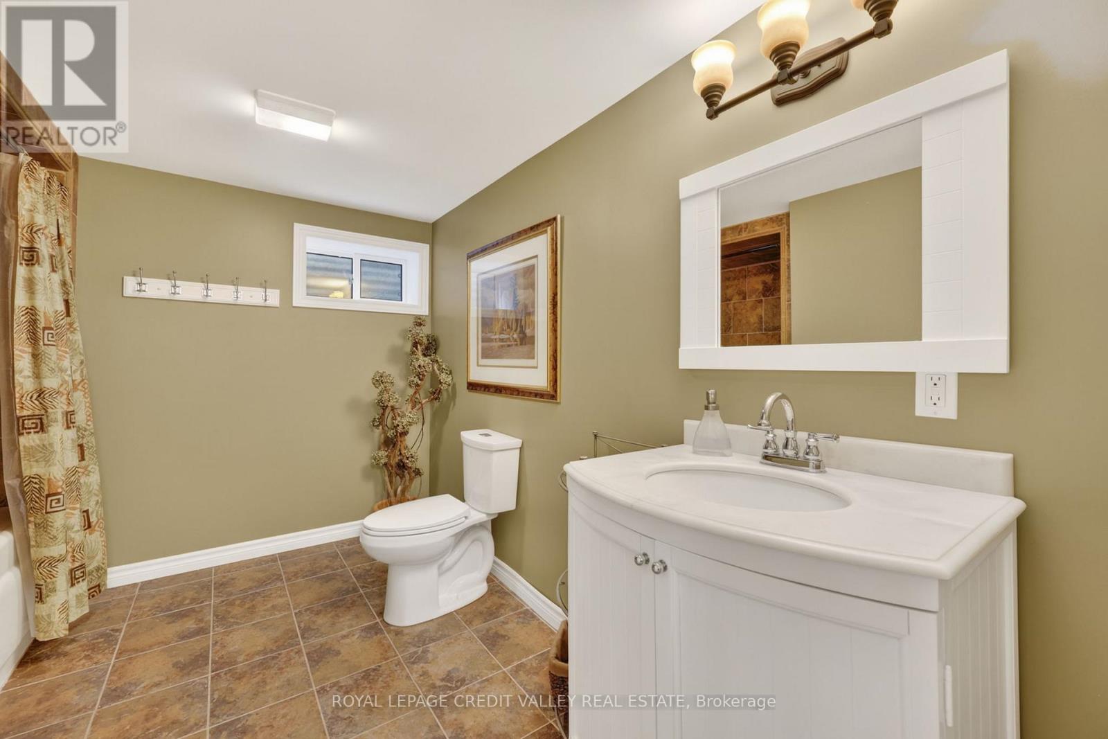 52 Terra Cotta Crescent, Brampton, Ontario  L6W 1C1 - Photo 36 - W13214612