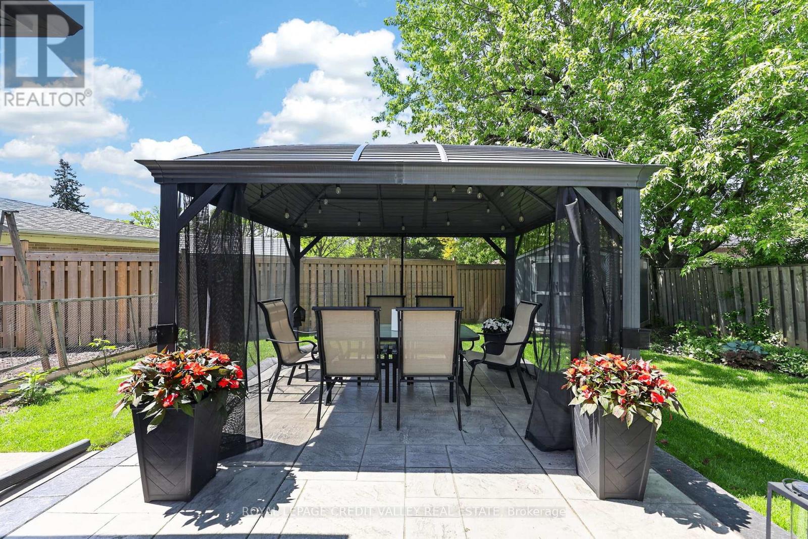 52 Terra Cotta Crescent, Brampton, Ontario  L6W 1C1 - Photo 41 - W13214612