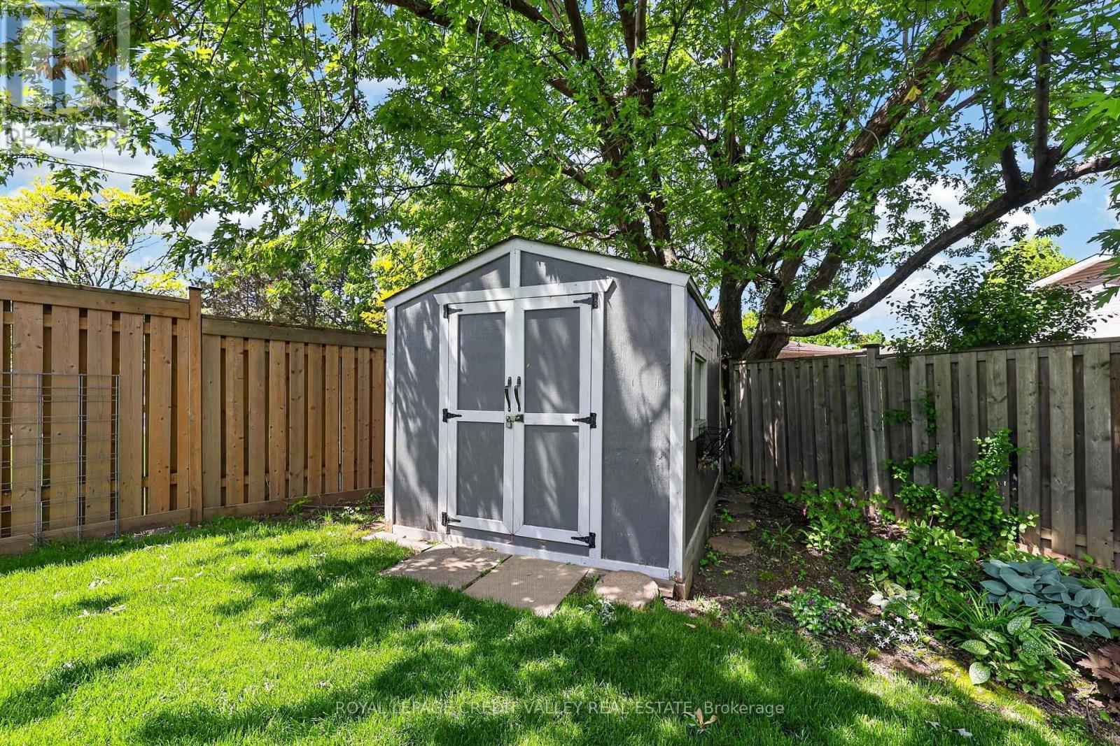 52 Terra Cotta Crescent, Brampton, Ontario  L6W 1C1 - Photo 44 - W13214612