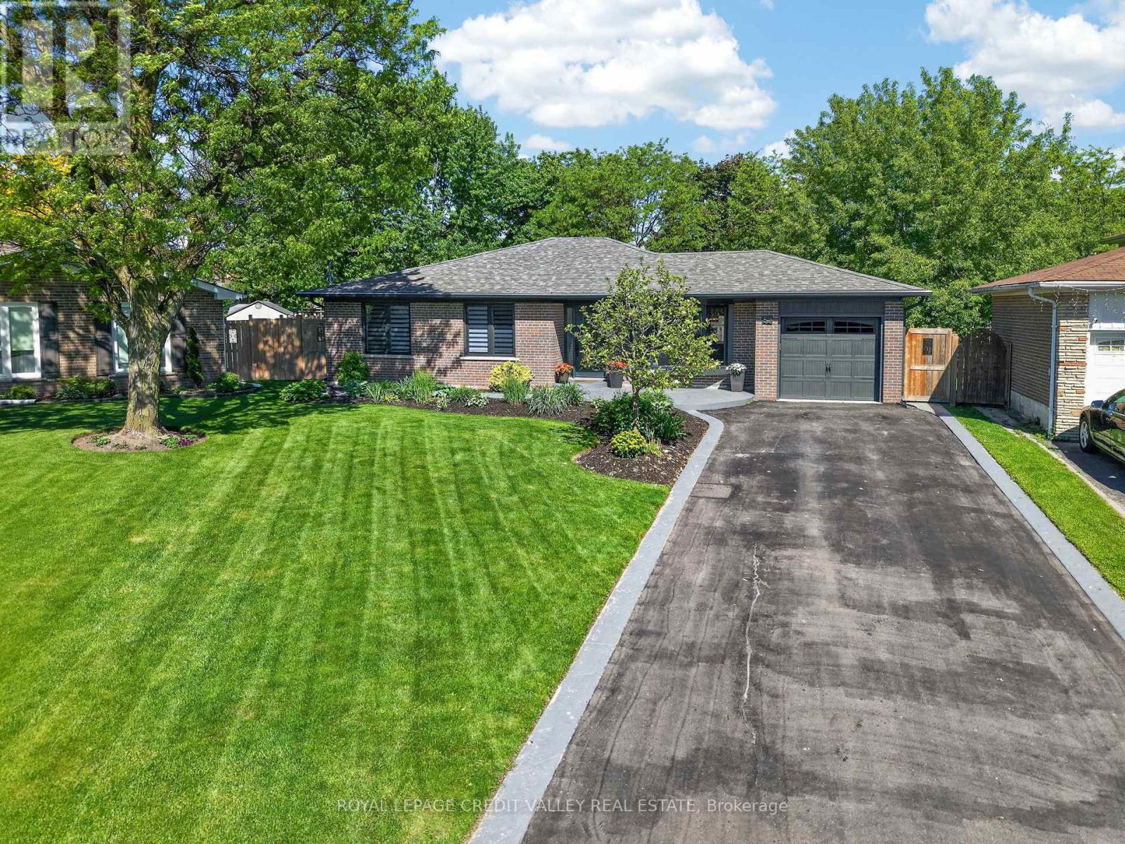52 Terra Cotta Crescent, Brampton, Ontario  L6W 1C1 - Photo 46 - W13214612