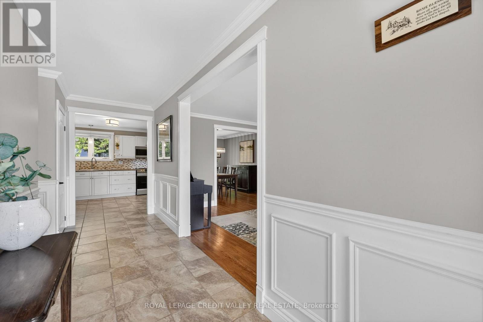 52 Terra Cotta Crescent, Brampton, Ontario  L6W 1C1 - Photo 6 - W13214612