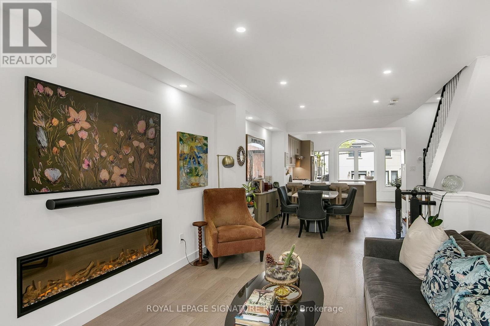 41 San Remo Terrace, Toronto, Ontario  M8Z 6C6 - Photo 3 - W13214646