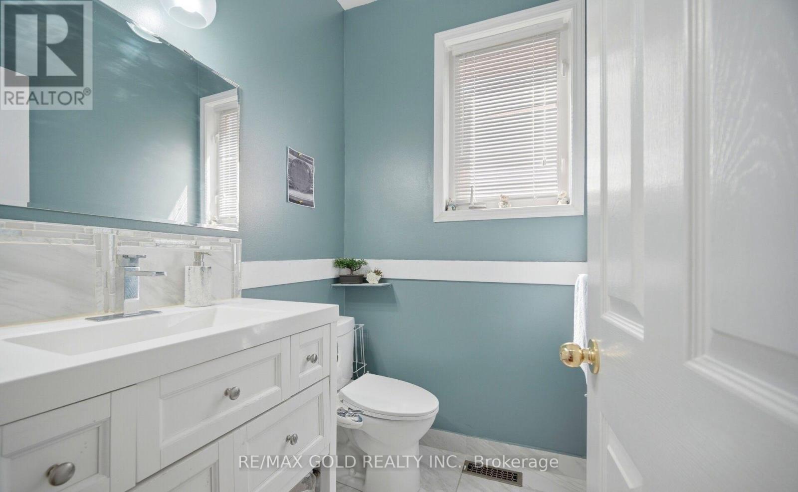 28 Latania Boulevard, Brampton, Ontario  L6P 1S9 - Photo 15 - W13214650