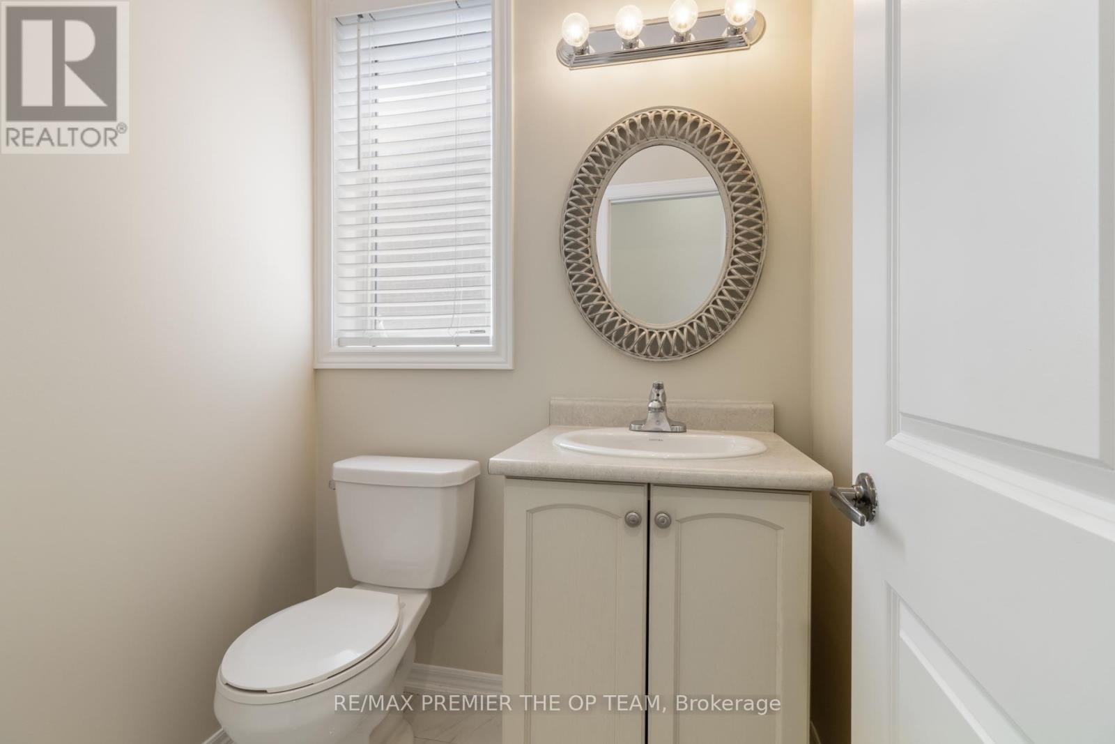 17 True Blue Crescent, Caledon, Ontario  L7E 4K6 - Photo 6 - W13214688