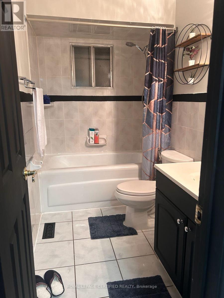 Upper - 2604 Hornsgate Drive, Mississauga, Ontario  L5K 1P6 - Photo 12 - W13214718