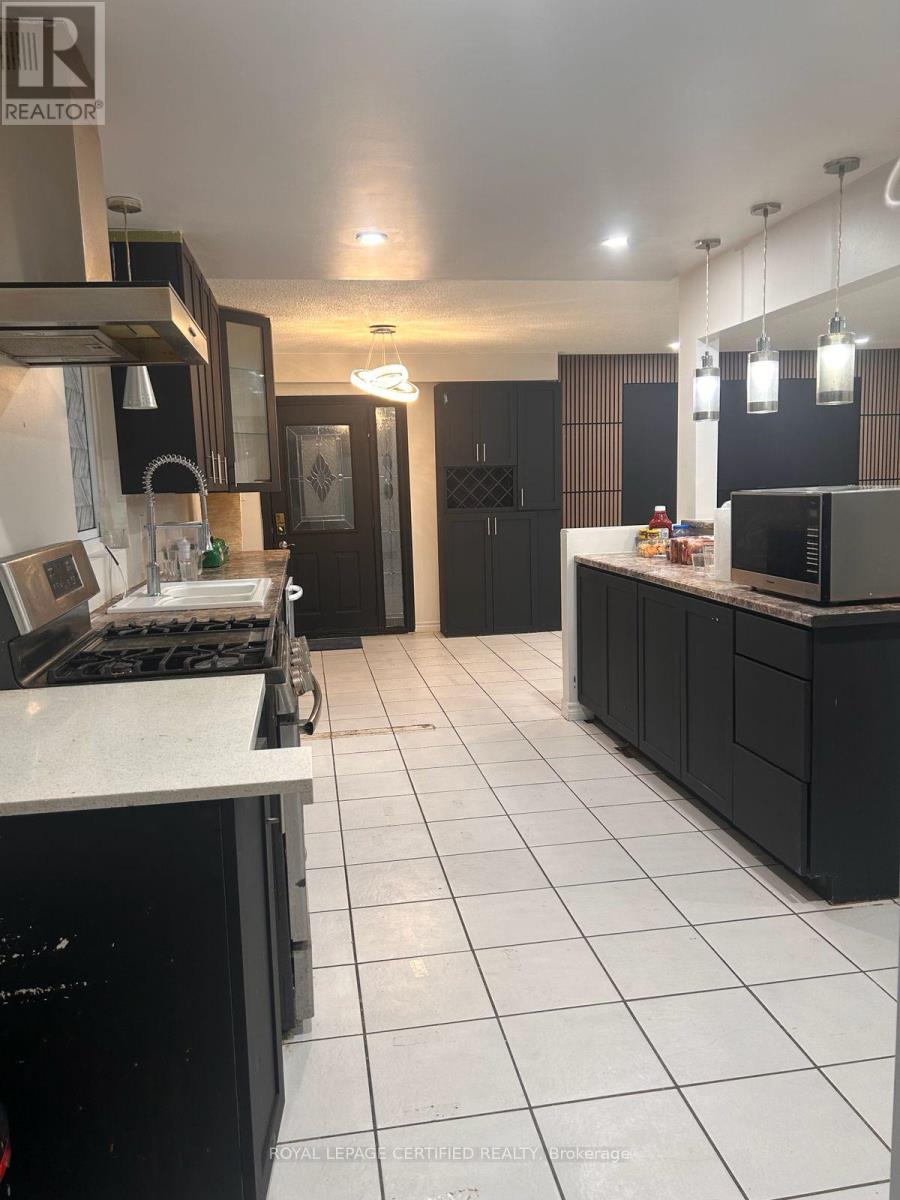 Upper - 2604 Hornsgate Drive, Mississauga, Ontario  L5K 1P6 - Photo 7 - W13214718