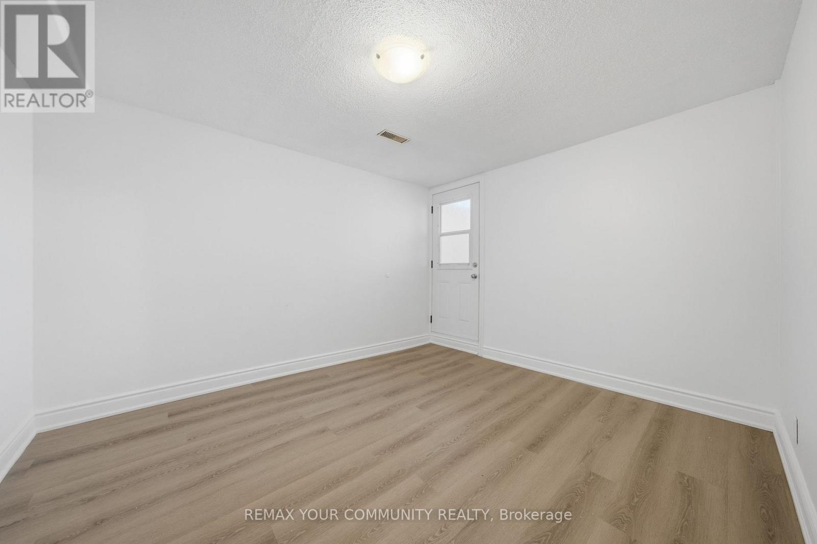 Bsmt - 36 Roseville Drive, Brampton, Ontario  L6Y 2G8 - Photo 13 - W13214736
