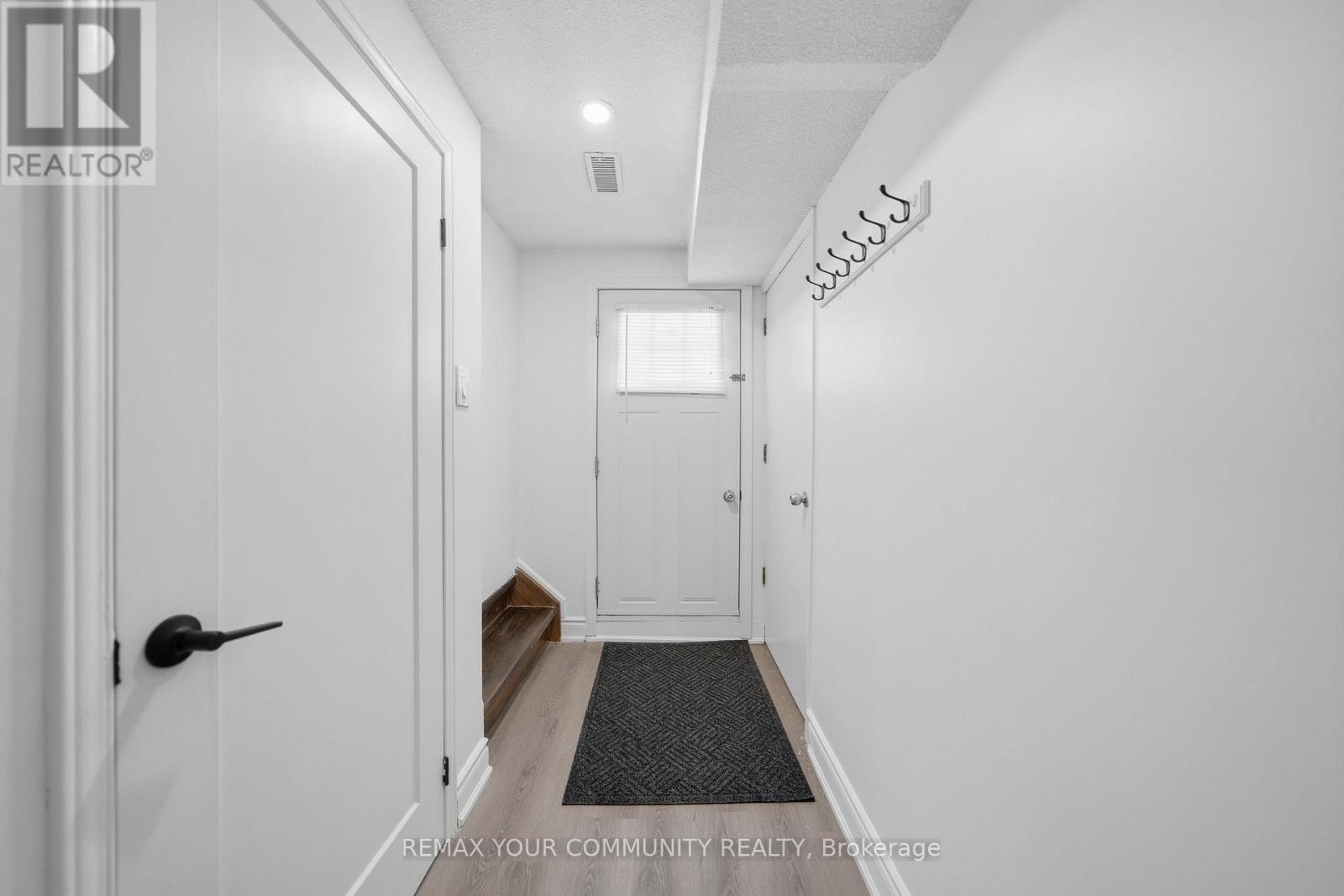 Bsmt - 36 Roseville Drive, Brampton, Ontario  L6Y 2G8 - Photo 3 - W13214736