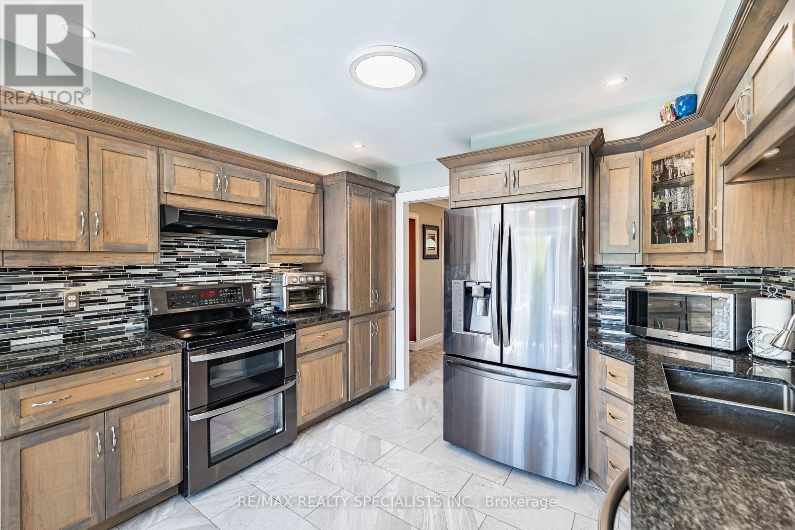 9 Mccartney Drive, Caledon, Ontario  L7C 0B7 - Photo 17 - W13214766