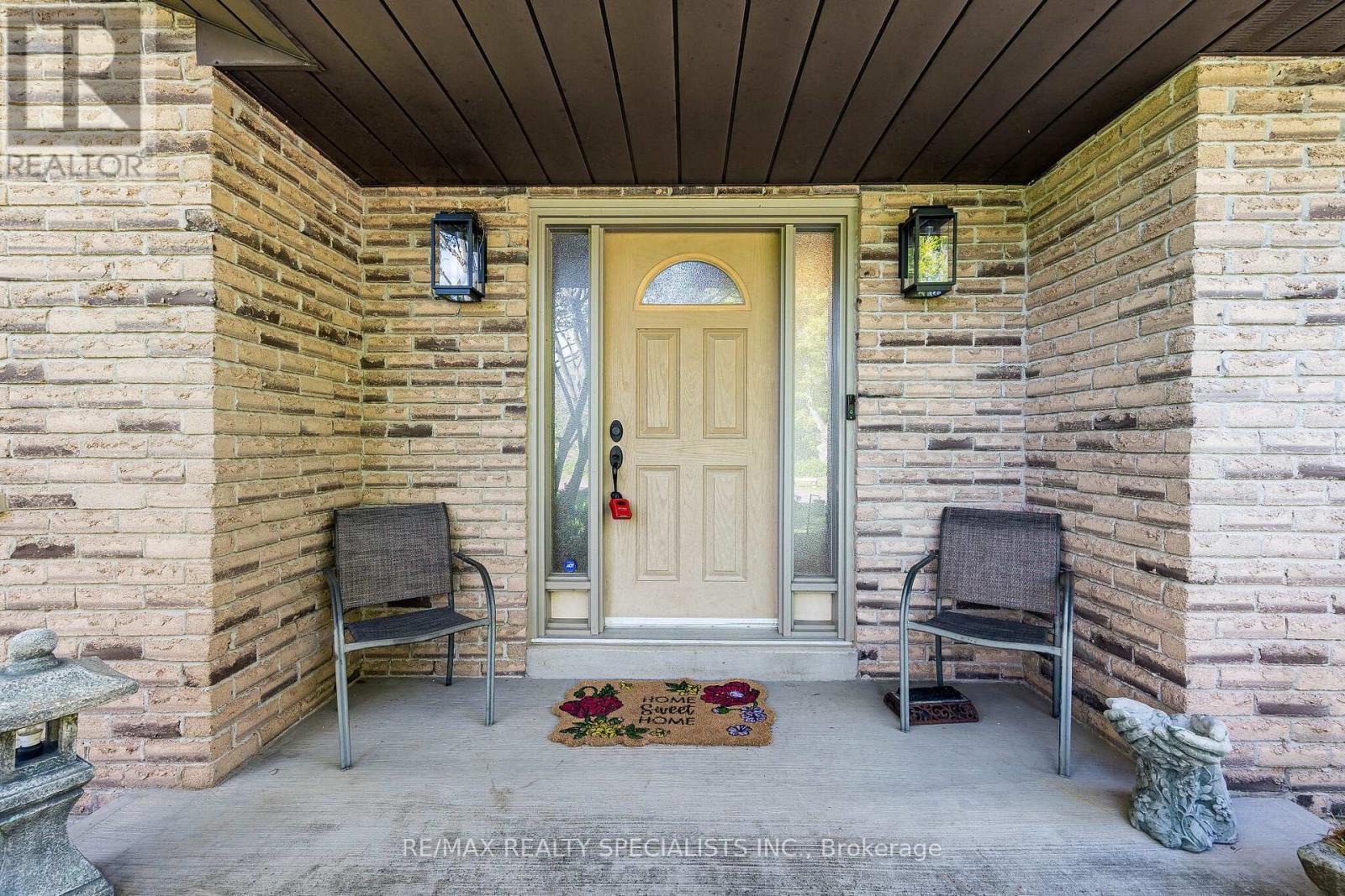9 Mccartney Drive, Caledon, Ontario  L7C 0B7 - Photo 6 - W13214766