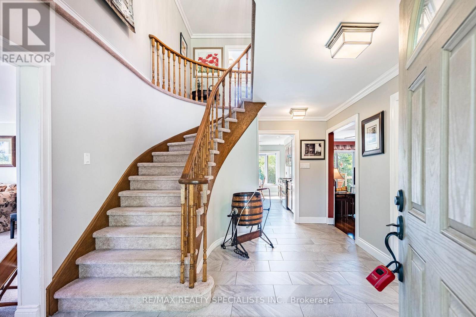 9 Mccartney Drive, Caledon, Ontario  L7C 0B7 - Photo 8 - W13214766